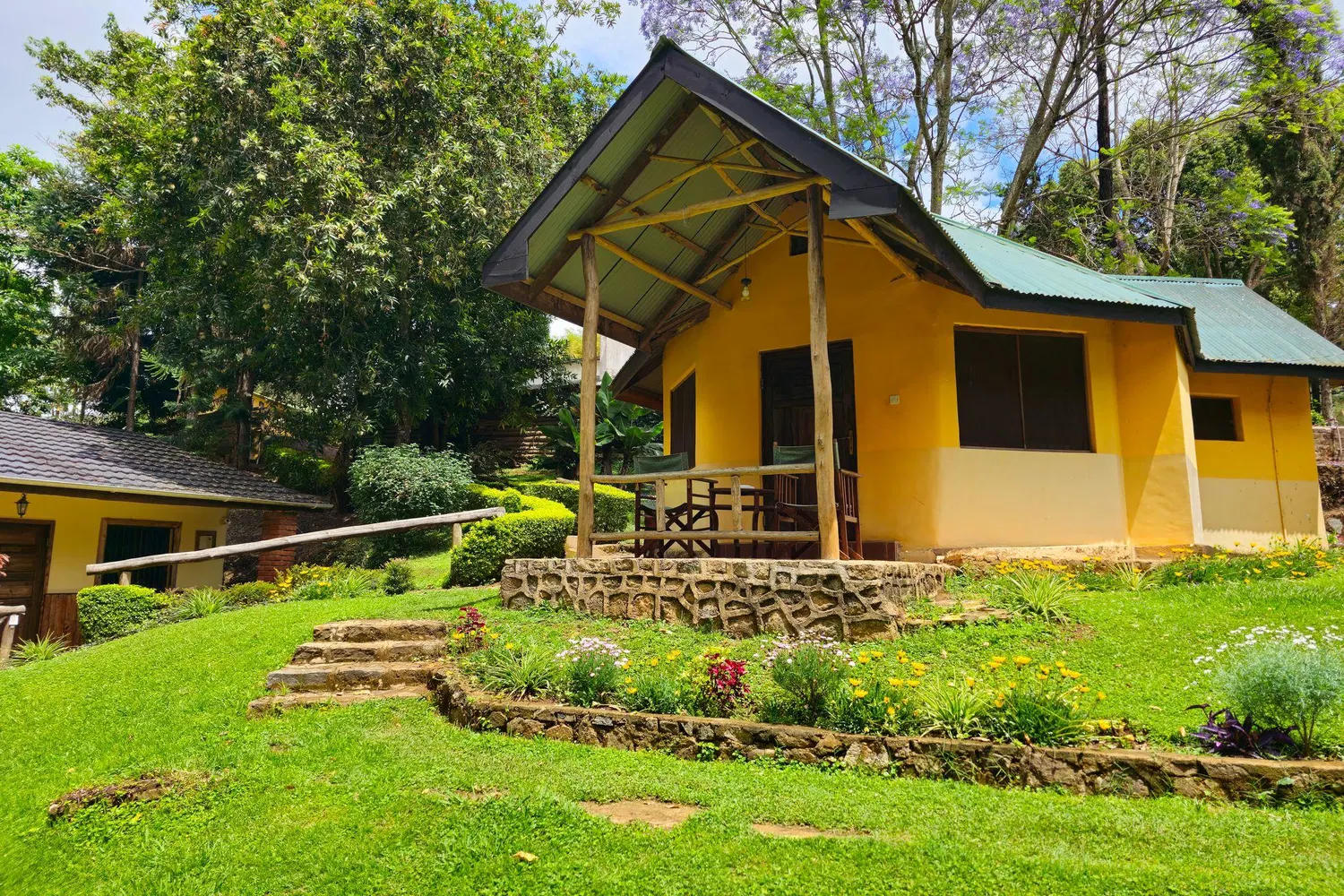 Lawns Hotel, Lushoto